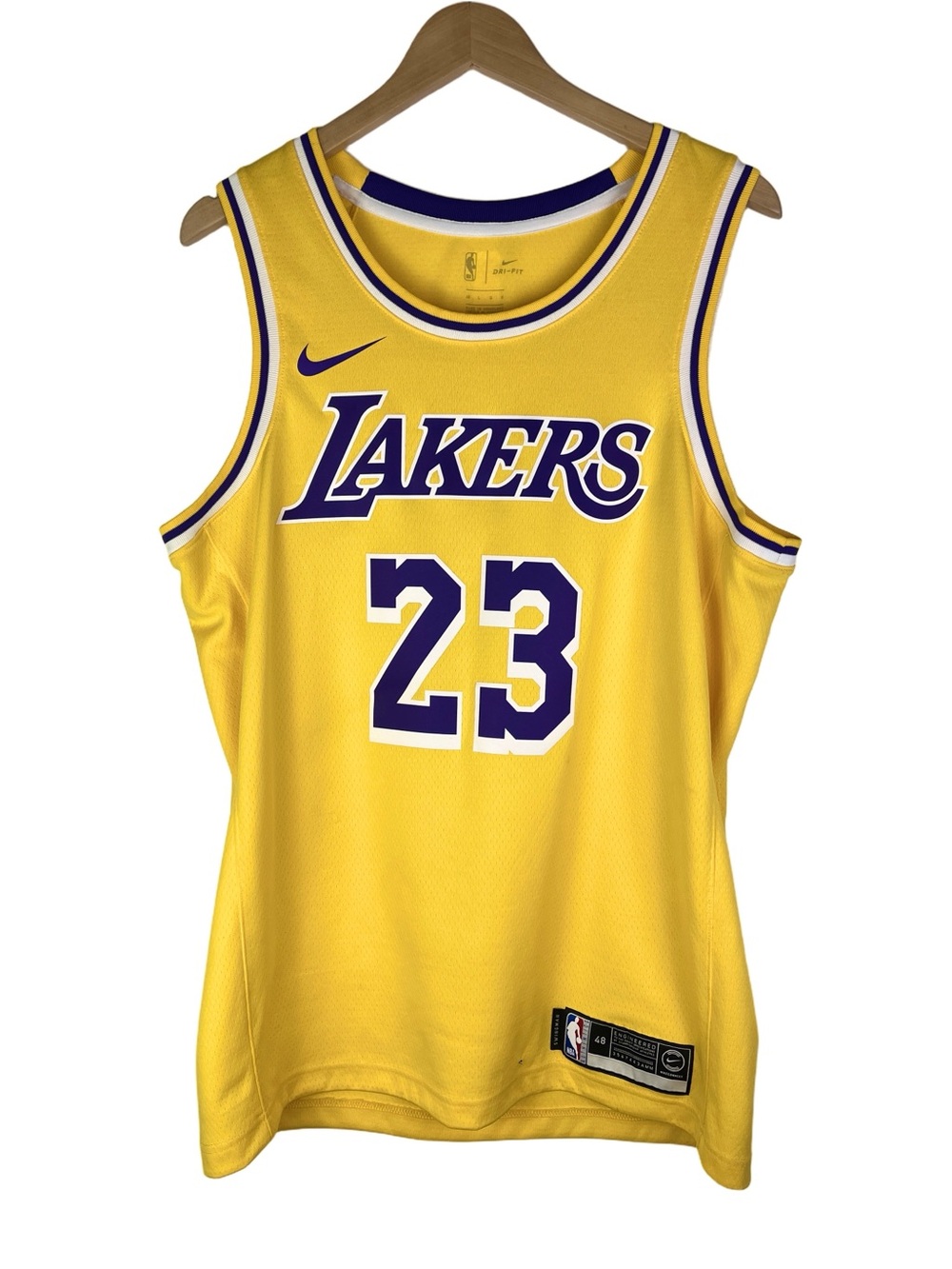 Like New Nike LeBron James 23 Los Angeles Lakers Jersey Yellow/Purple size large